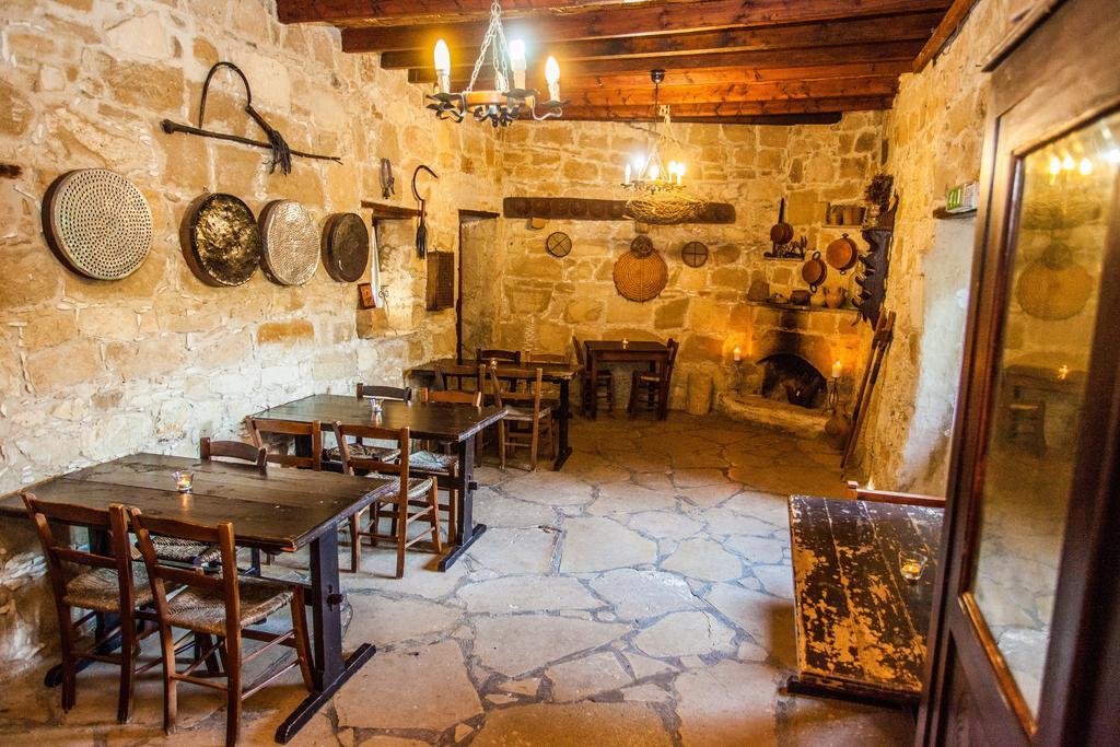 Vasilias Nikoklis Inn Nikoklia Exterior photo