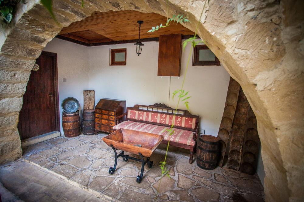 Vasilias Nikoklis Inn Nikoklia Exterior photo